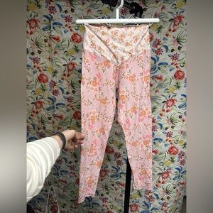 Like new aerie offline flower print crossover leggings!